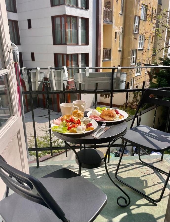 Old Town Krakow! Amazing Location & Character Apartment Bagian luar foto